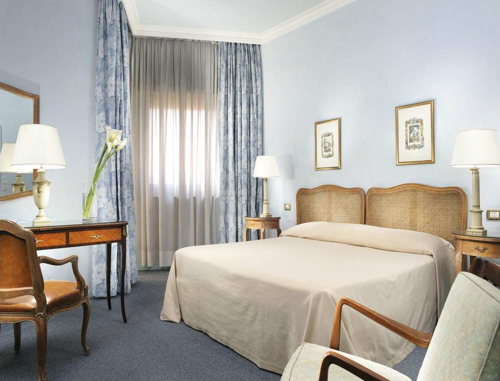 Moevenpick Hotel บารี ภายนอก รูปภาพ