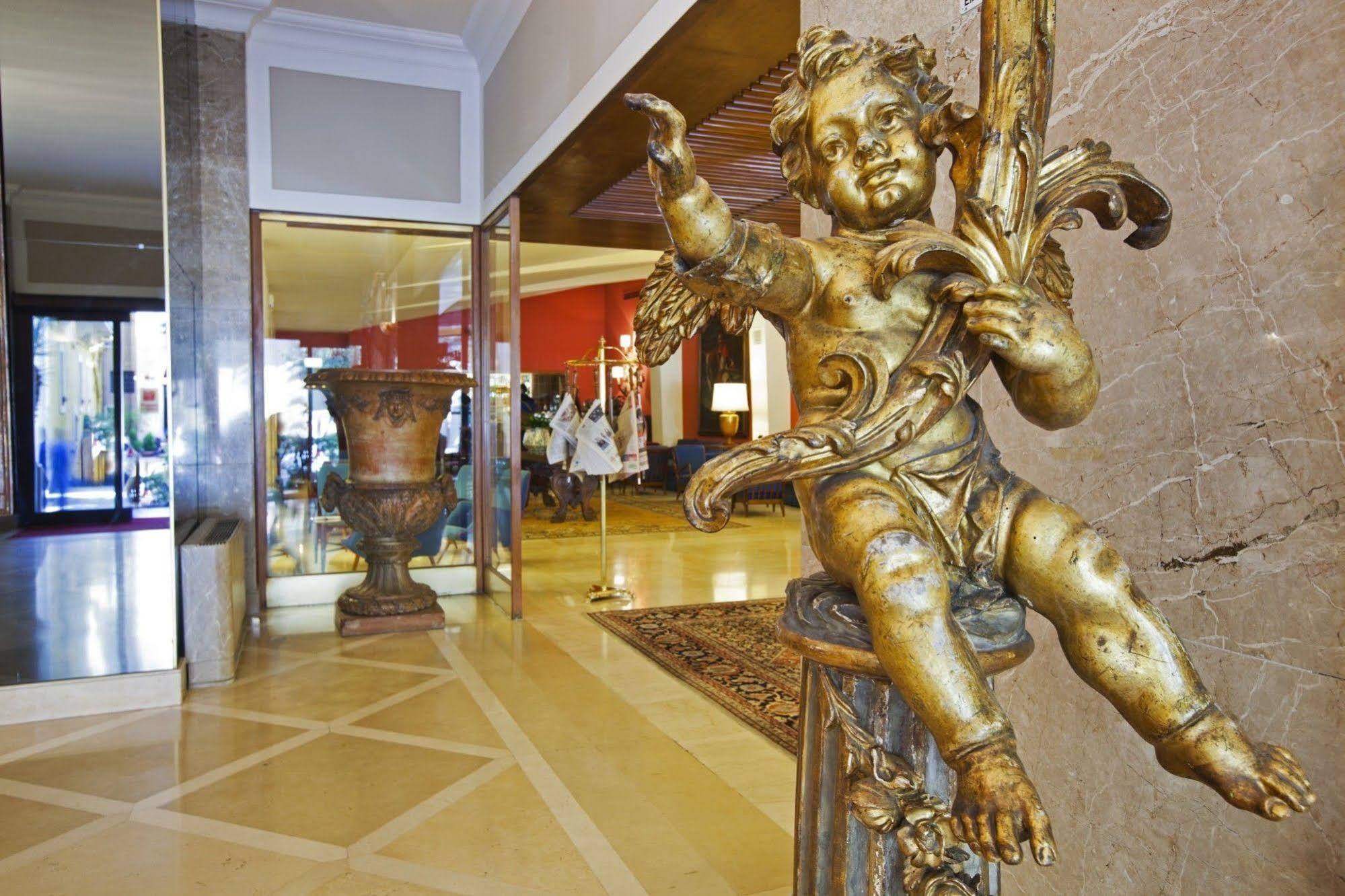 Moevenpick Hotel บารี ภายนอก รูปภาพ