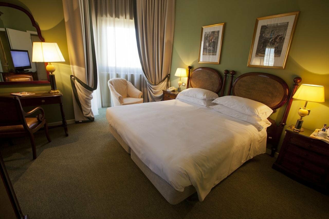 Moevenpick Hotel บารี ภายนอก รูปภาพ